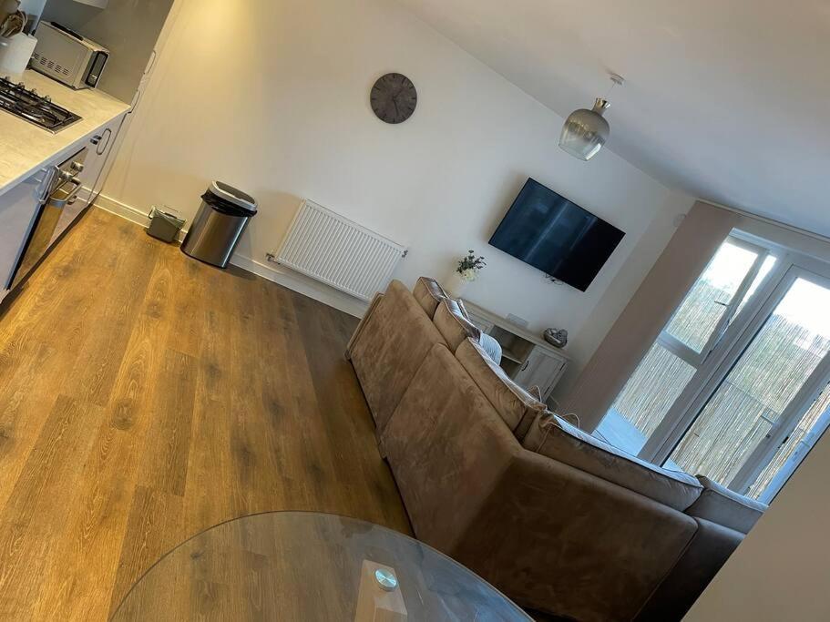 Spacious Apartment In The Heart Of Τσέλμσφορντ Εξωτερικό φωτογραφία