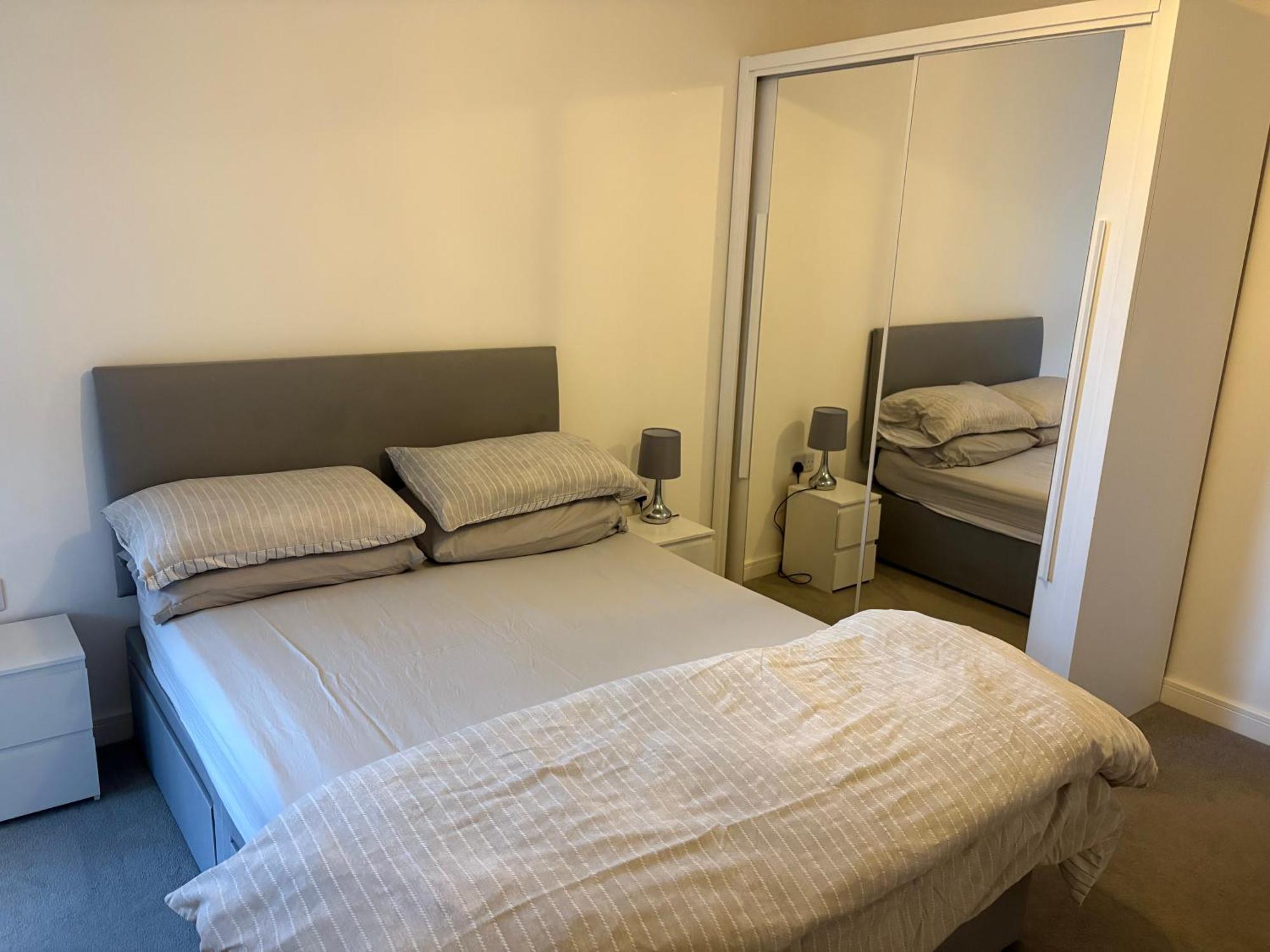 Spacious Apartment In The Heart Of Τσέλμσφορντ Εξωτερικό φωτογραφία
